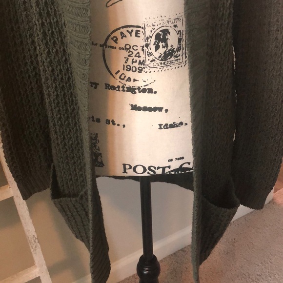 EXPRESS Sweater - Picture 4 of 8